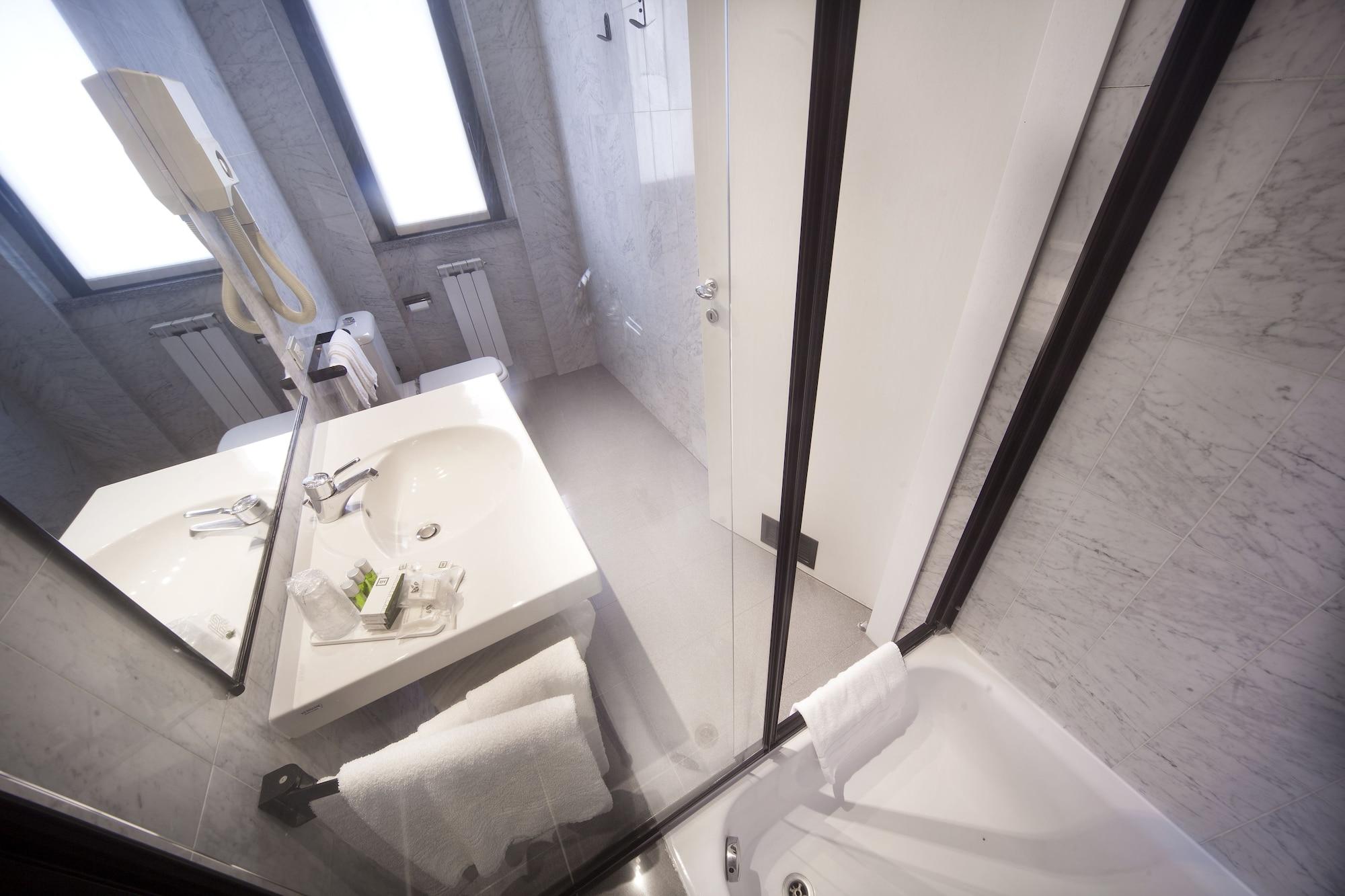 Hotel Del Riale Parabiago Zewnętrze zdjęcie