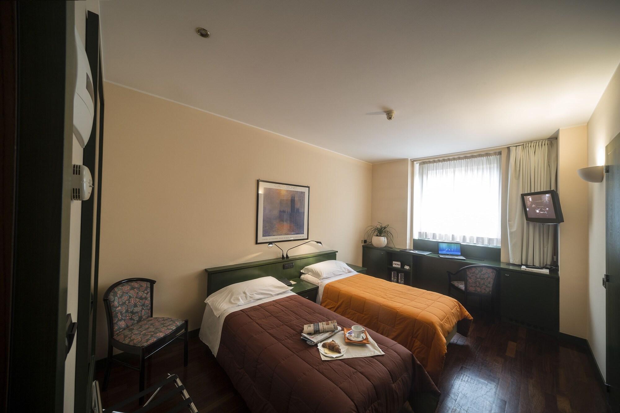 Hotel Del Riale Parabiago Zewnętrze zdjęcie