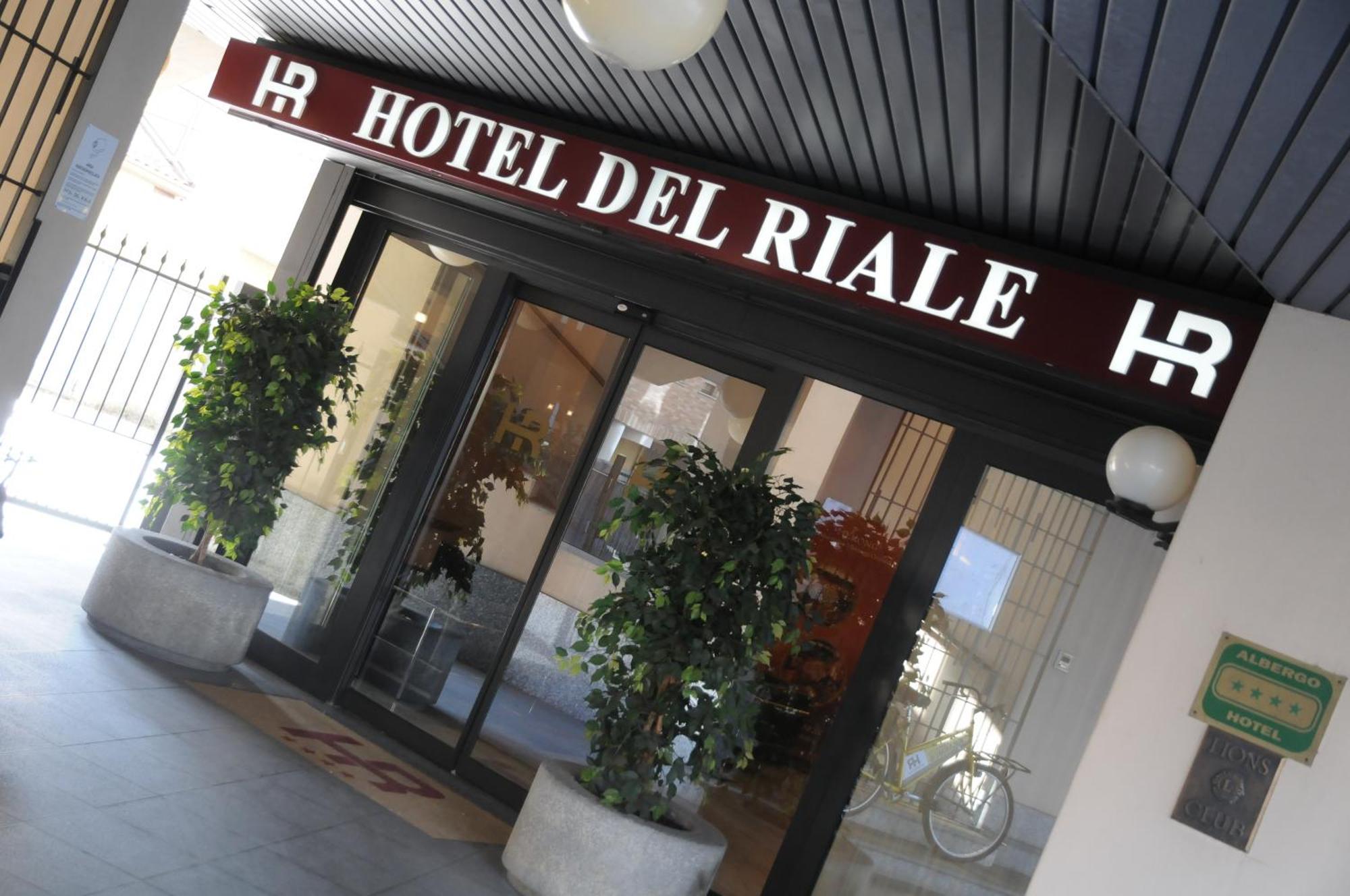 Hotel Del Riale Parabiago Zewnętrze zdjęcie
