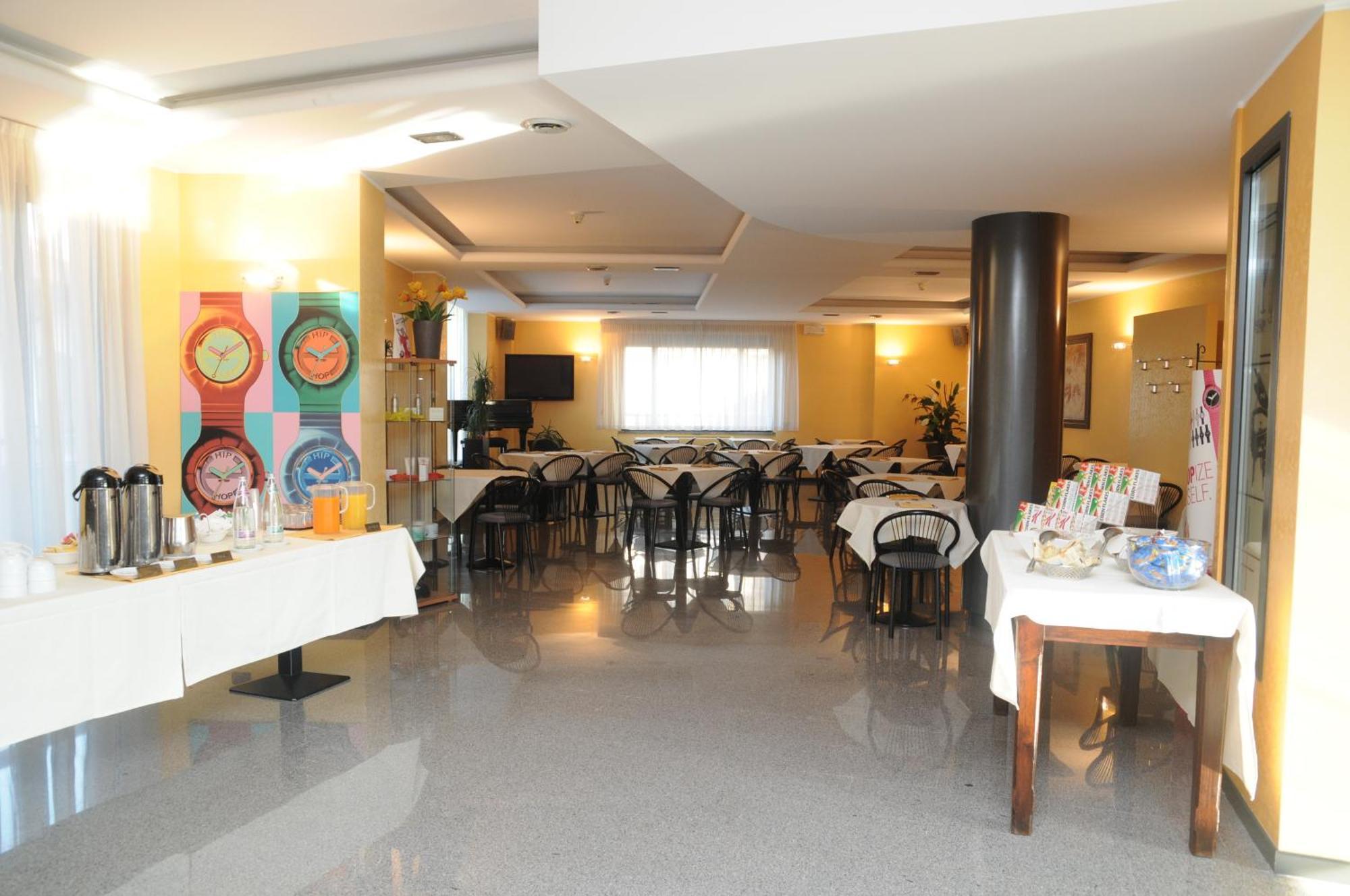 Hotel Del Riale Parabiago Zewnętrze zdjęcie